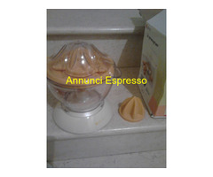 Vendo ELETTRODOMESTICI CERAMICHE VETRO E VASSOI