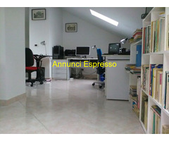 Villa a schiera mq220 Buono su più livelli