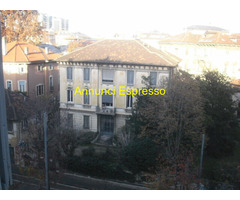 Appartamento mq90 Buono terzo piano