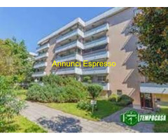 Appartamento mq95 Buono quarto piano