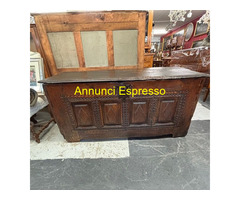 Antica cassapanca cassone XVII sec quercia .