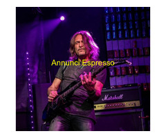 CorsoChitarrista professionista impartisce lezioni di chitarra Pop, Blues, Rock e Metal.