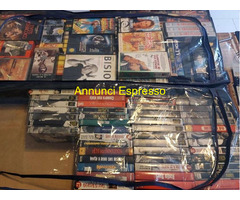 Blocco di moltissimi video su nastri VHs