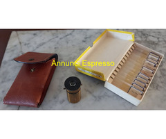 Microscopio portatile  da campo  vintage   in dota