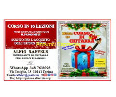 CorsoDona un corso di chitarra