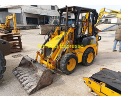 Macchinari per l\'edilizia JCB 1CX-HF mini terna