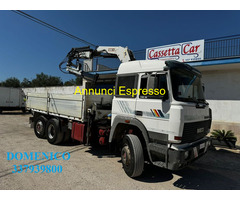 Autogru IVECO FIAT 240.36 CON CASSONE