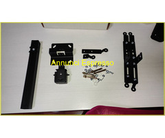 Staffa Regolabile per Proiettore 44-67cm Tetto-Par