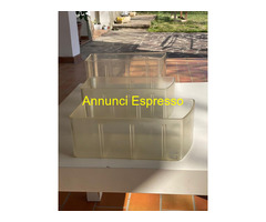 Stock di cassetti per riorganizzare il garage