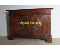 Antica credenza- dispensa Umbra epoca XVII sec noc