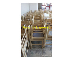 Sedia in legno con seduta ecopelle come nuove