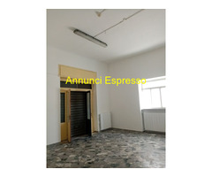 Affitto ufficio Vic. osped.Divenere  mq300 affitto Euro1000