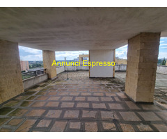 Attico mq140 Discreto quarto piano