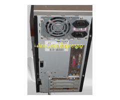 Desktop Packard Dell UTOW-QUA con Windows Xp