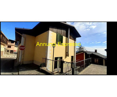 Casa mq430 Da ristrutturare su più livelli