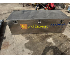 PORTE POST. E CASSETTONE PER AUTOCARRO CENTINATO