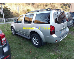 NISSAN Pathfinder 4x4 SUV