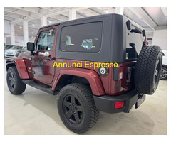 JEEP Wrangler JK versione SAHARA 4WD
