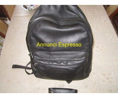 ZAINO-LACOSTE-IN PELLE NERO++OCCHIALI SOLE RAY-BAN