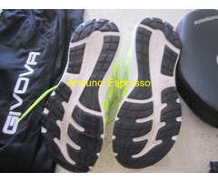 ACCESSORI X BOX GUANTONI ADIDAS+ASICS+GINOVA (NUOV