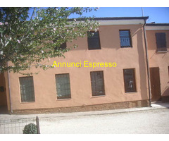 Affitto villa a schiera ideale pervisitare una nuova città mq120 numero localicinque