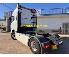 IVECO STRALIS S-WAY 570 TRATTOR