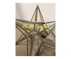 Antica lampada a stella in ferro battuto e vetri