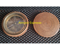 Antica bussola  da  topografo in ottone  con custo