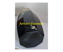 Vaso in vetro blu cobalto con inserti floreali in