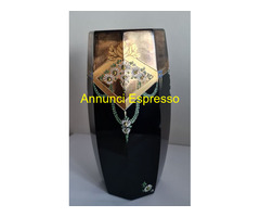 Vaso in vetro blu cobalto con inserti floreali in