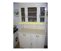 Credenza bianca e vetrinetta antica