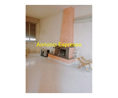 Villa mq245 Buono piano terra