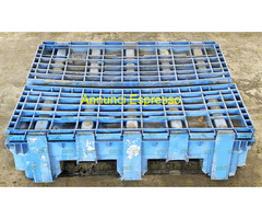 CONTENITORI CESTONI IN PLASTICA USATI