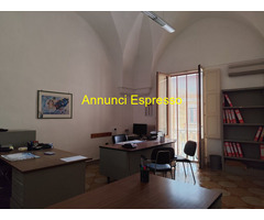 Affitto ufficio Centro mq160 affitto Euro700