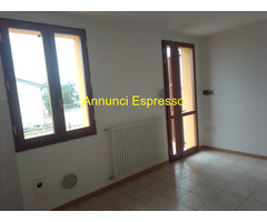 Appartamento mq43 Buono primo piano