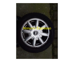 Cerchi in lega Mini con Pneumatici Snowcontrol