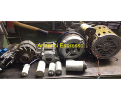 Vendo Motori elettrici e Condensatori funzionanti