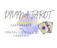 Divina Tarot cartomante sensitiva ritualista