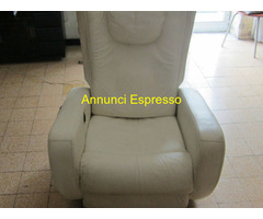 DUE-POLTRONE-RELAX-MASSAGG.-ELETTRICA IN PELLE