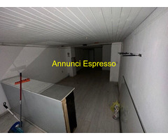 Affitto negozio San Pasquale mq50 affitto Euro300