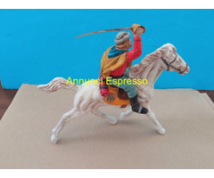 Soldatino Garibaldi a cavallo