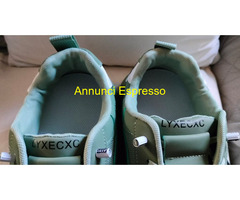 SNEAKER  N. 43 /44 NUOVE, STILE SPORTIVO E CASUAL.
