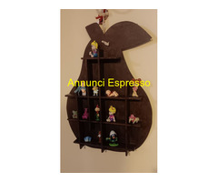 BACHECA ESPOSITIVA IN LEGNO CON VARI SCOMPARTI