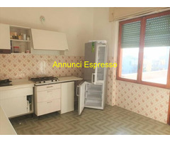 Appartamento mq115 Da ristrutturare primo piano