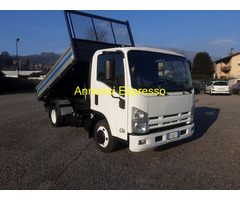 Camion ribaltabile ISUZU Npr