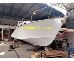 Barca a motore7 MARI Cantieri gatto  anno1974 lunghezza mt9