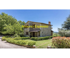 GUALDO CATTANEO Vendita Rustico/Casale 180 mq 