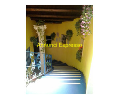 Negozio zona liberta' mq425 Privato