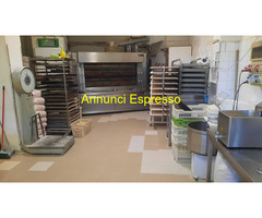 PANIFICIO 150 MQ ANGOLARE 4 VETRINE CORSICO