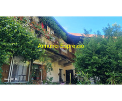 Casa mq252 Da ristrutturare su più livelli